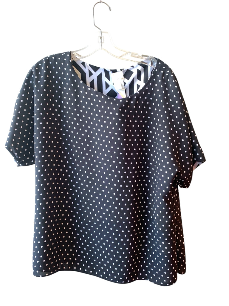 CHICO'S  medium TOP W