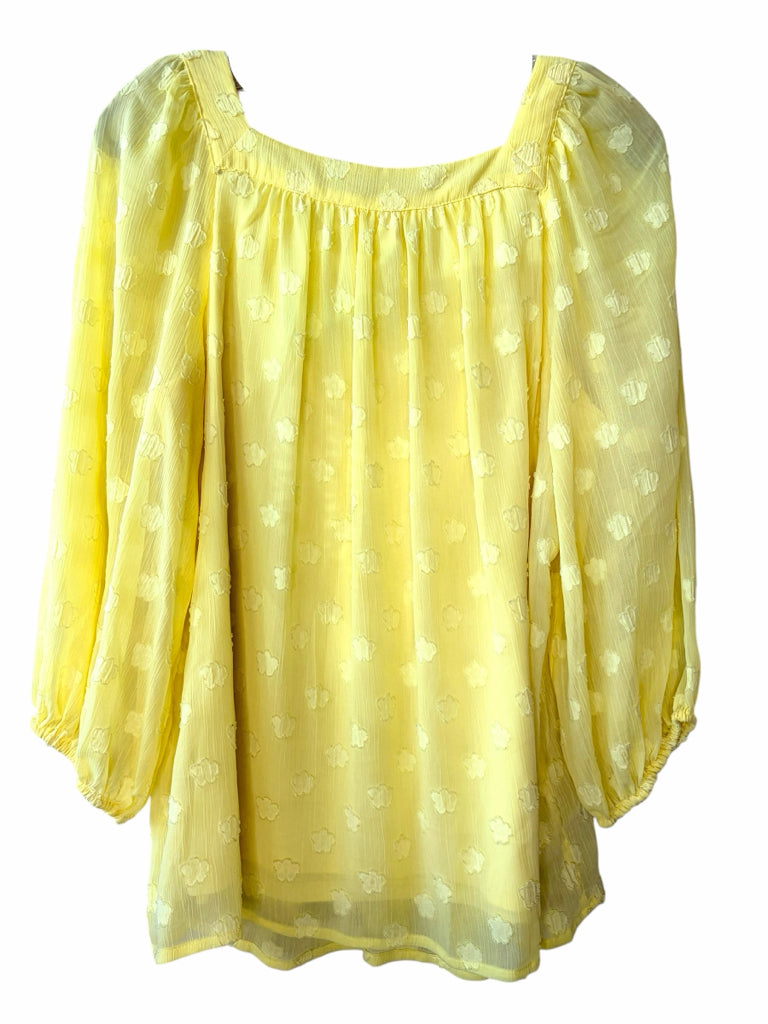 LAUREN CONRAD Size small TOP W