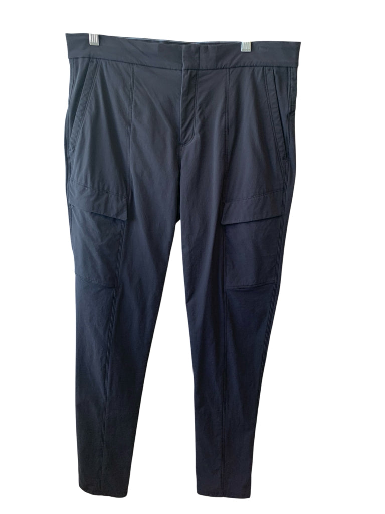 ATHLETA Size medium GYM W