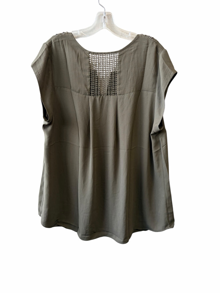DANIEL RAINN Size 1X TOP W