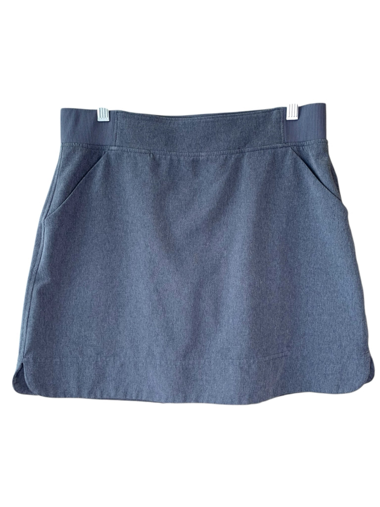 32 DEGREE  small SKORT  W