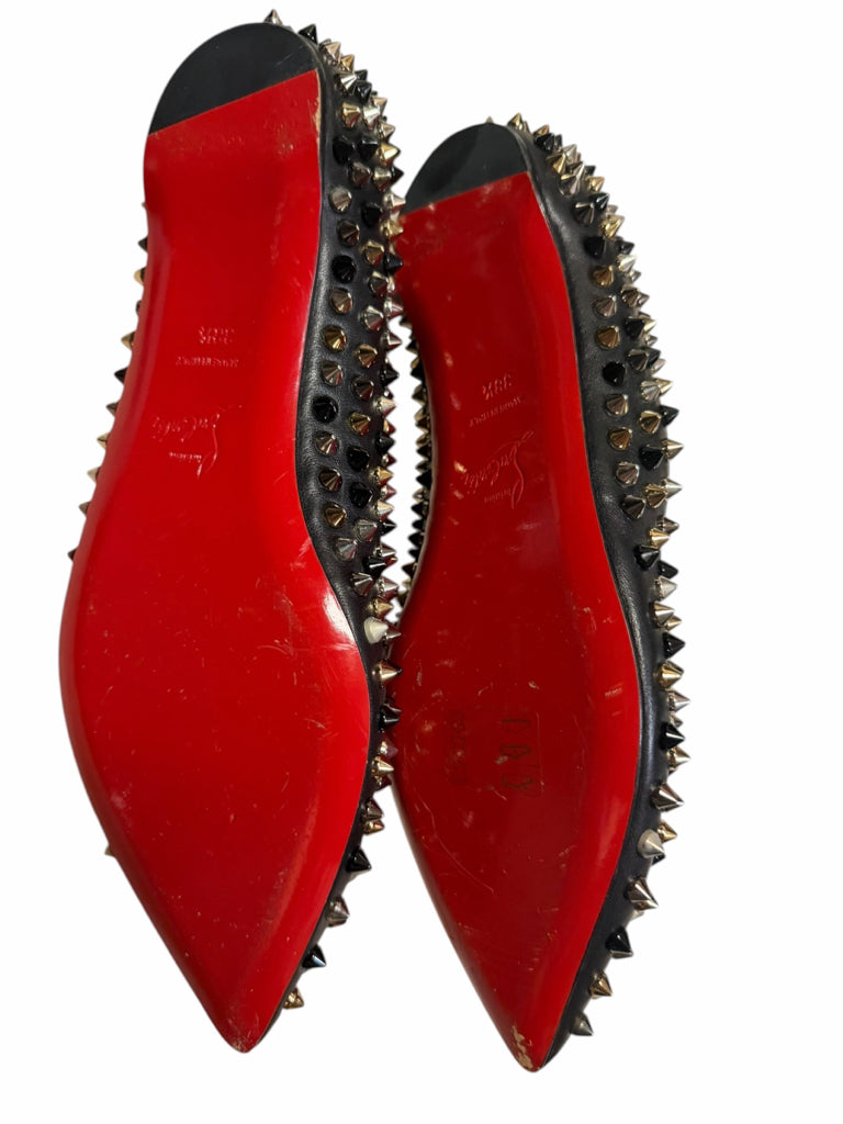 LOUBOUTIN Size 8 FLAT W