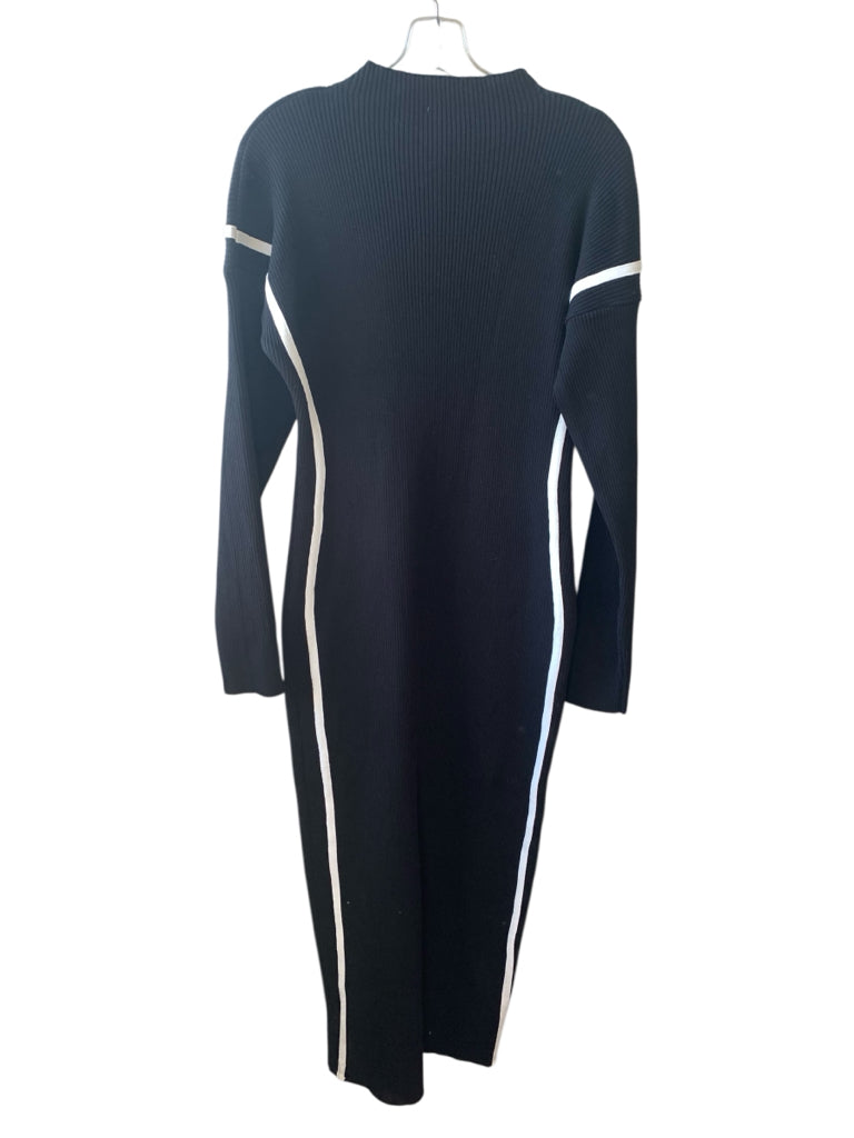 COMMENSE  small DRESS W