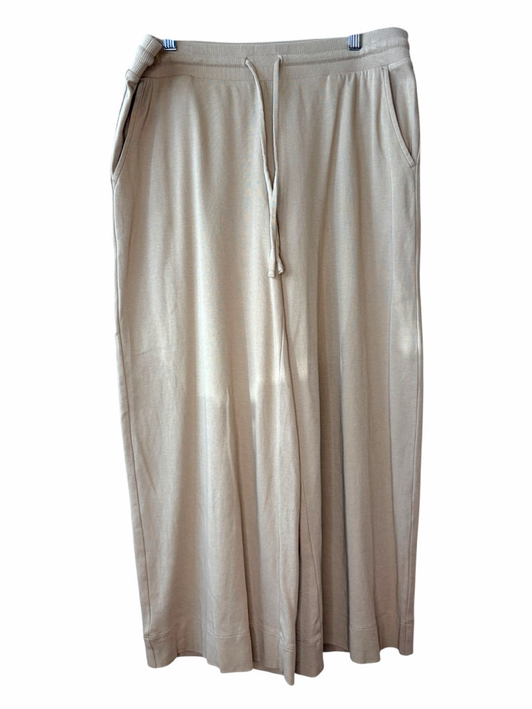 HAVEN WELL WITHIN Size medium CROP W