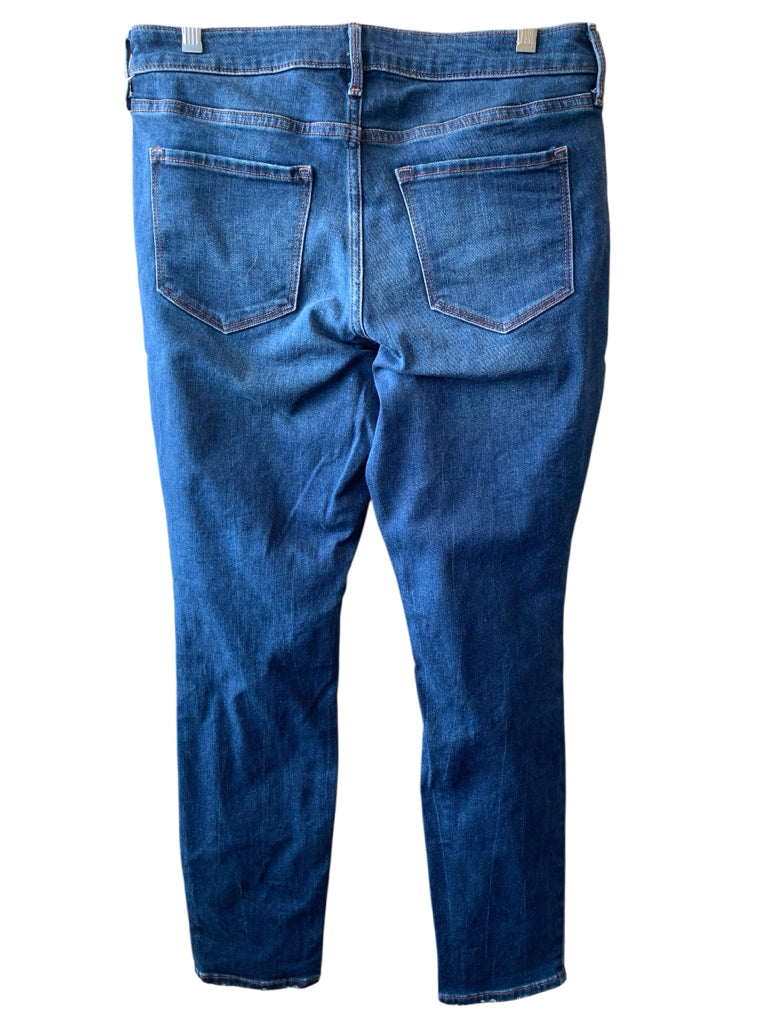 OLD NAVY  10 JEANS W