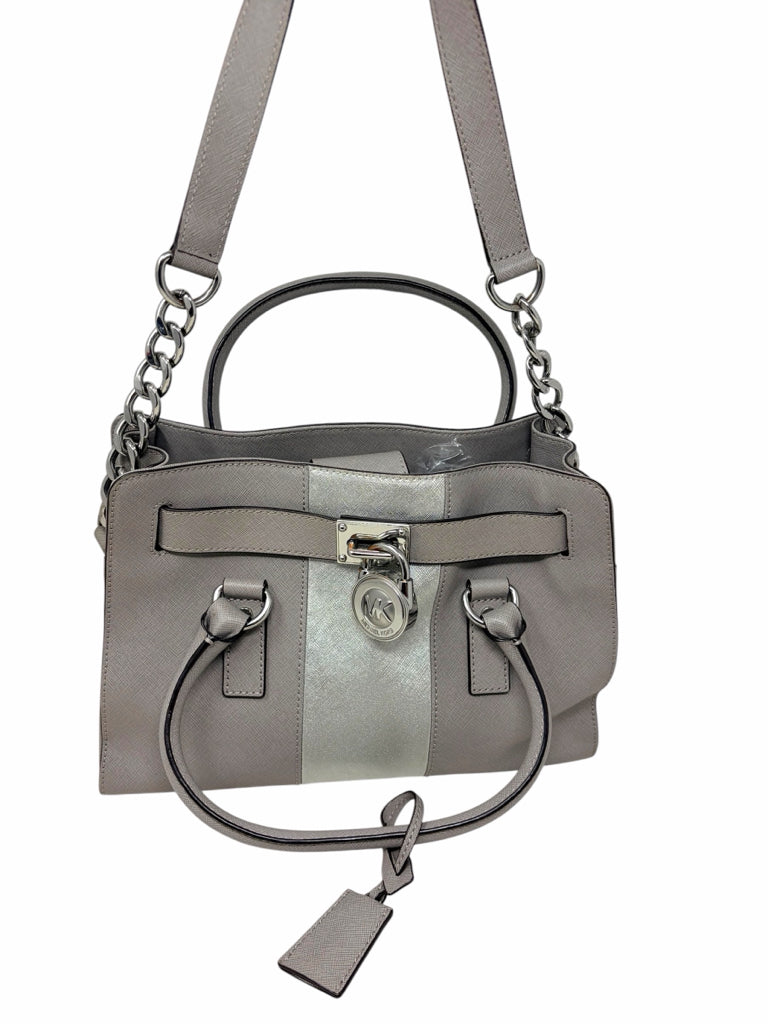 MICHAEL KORS Size medium PURSE W