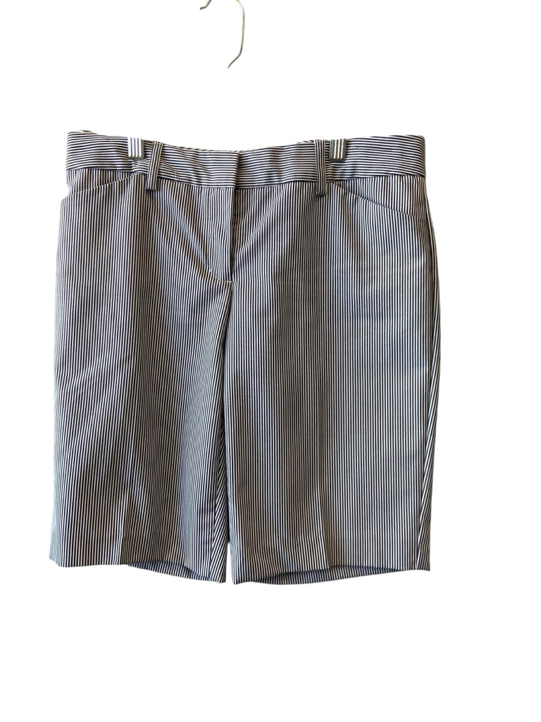 EXPRESS Size 4 SHORT W