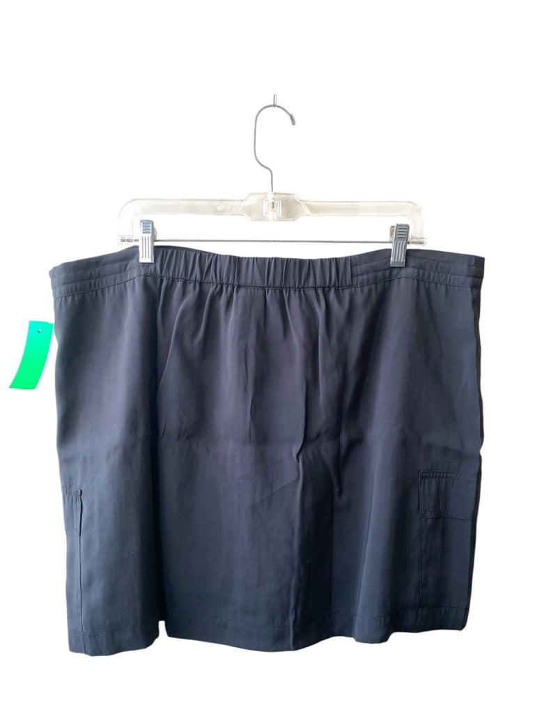CABI  large SKORT W