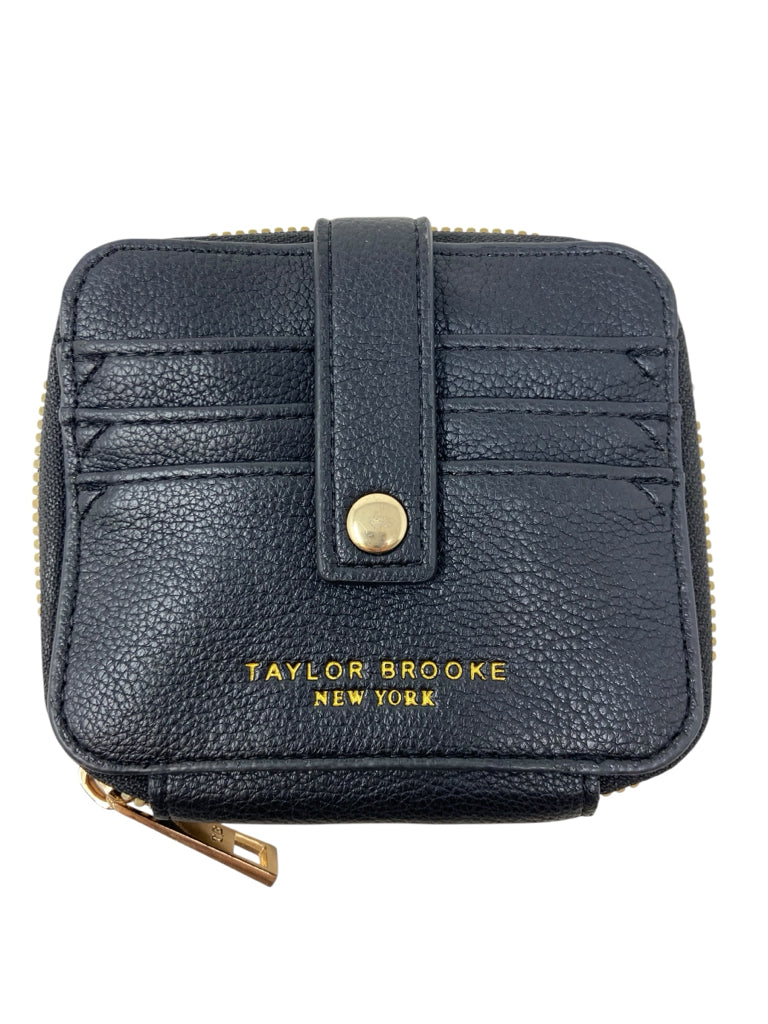 TAYLOR BROOKE Size small WALLET W