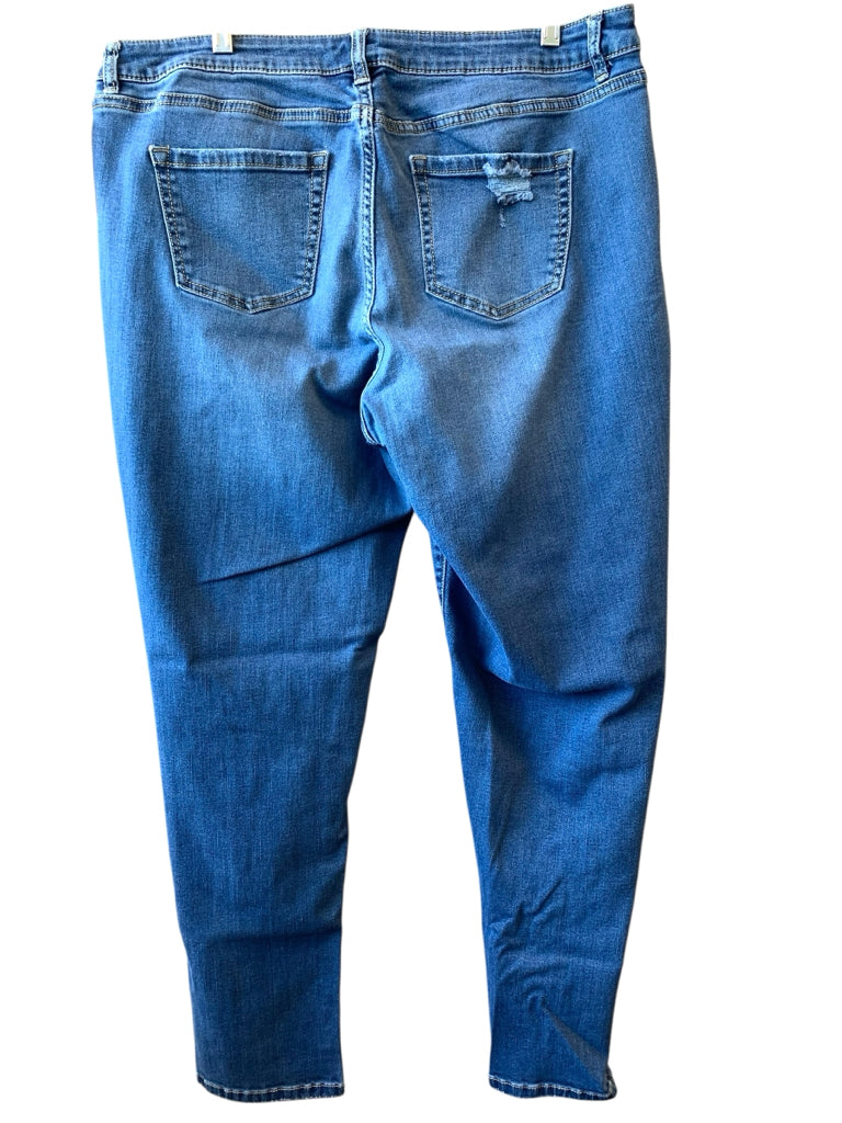 LANE BRYANT  16 JEANS W