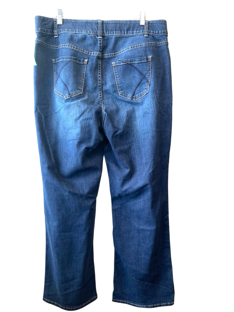 LANE BRYANT  16 JEANS W