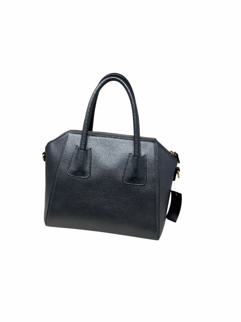 VALENTINO Size medium PURSE W