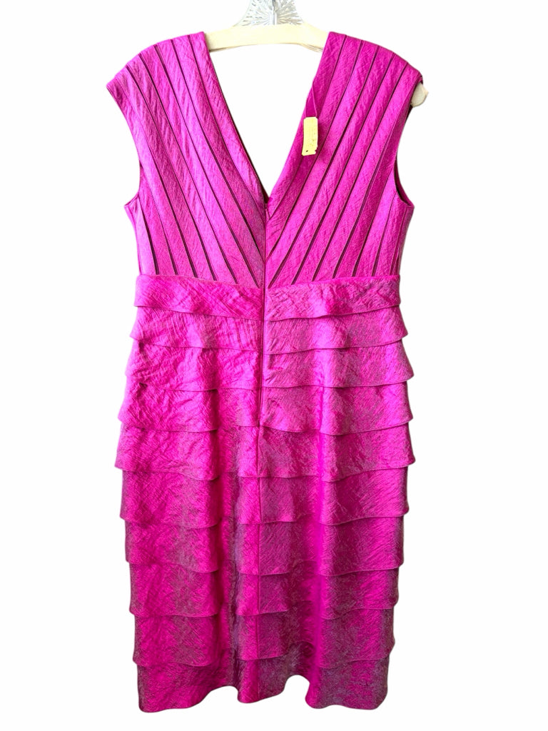 ADRIANNA PAPELL Size 12 DRESS W