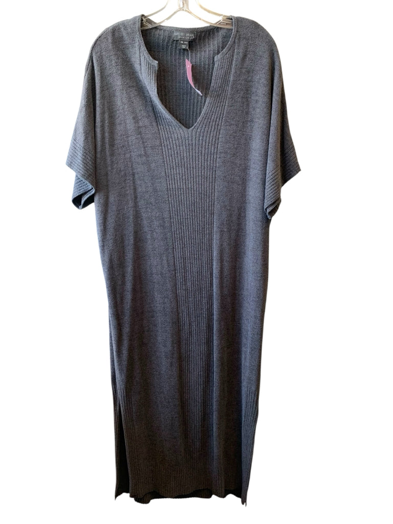 BAREFOOT DREAMS  medium DRESS W