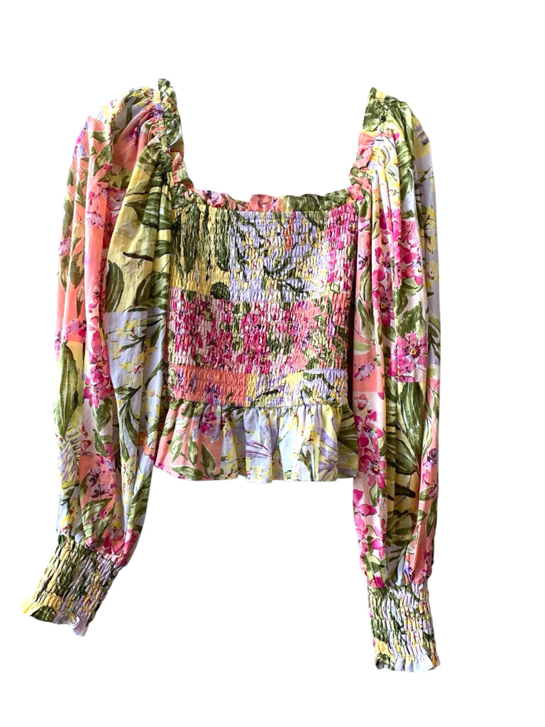 FATE  medium TOP W
