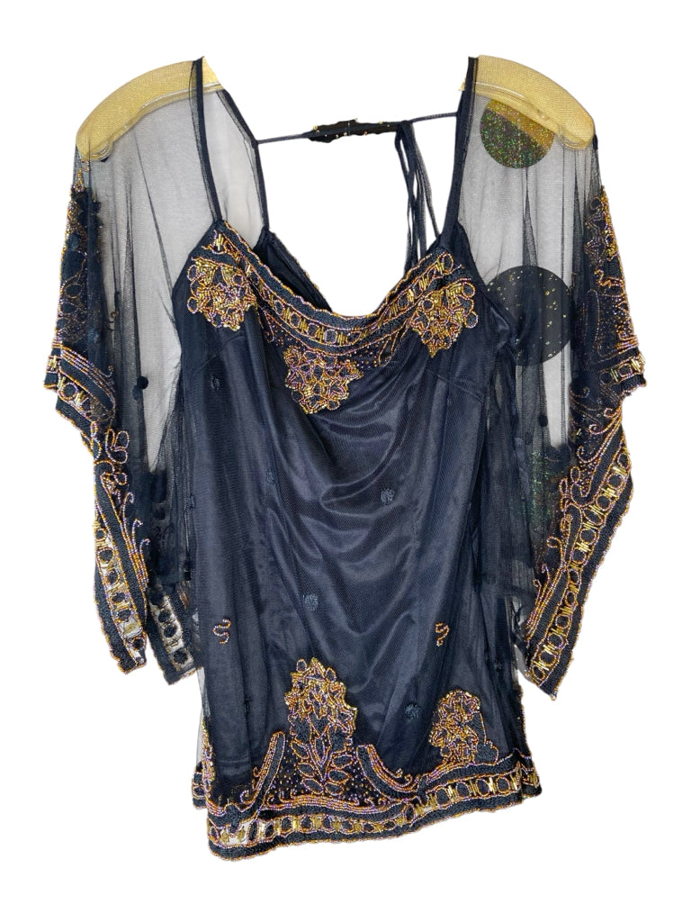 VINTAGE ROSE Size medium TOP W