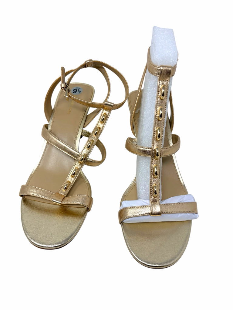 MICHAEL KORS Size 9.5 HEEL W