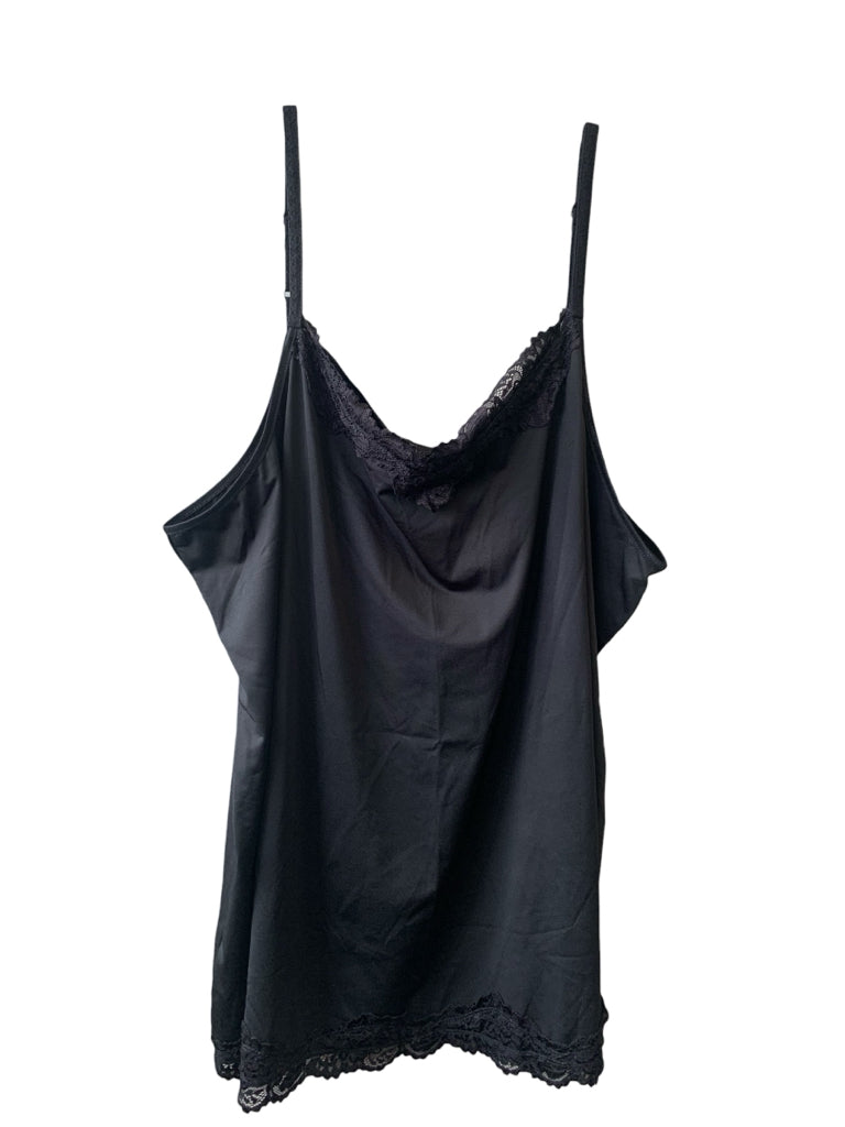 AVENUE Size 30/32 CAMISOLE