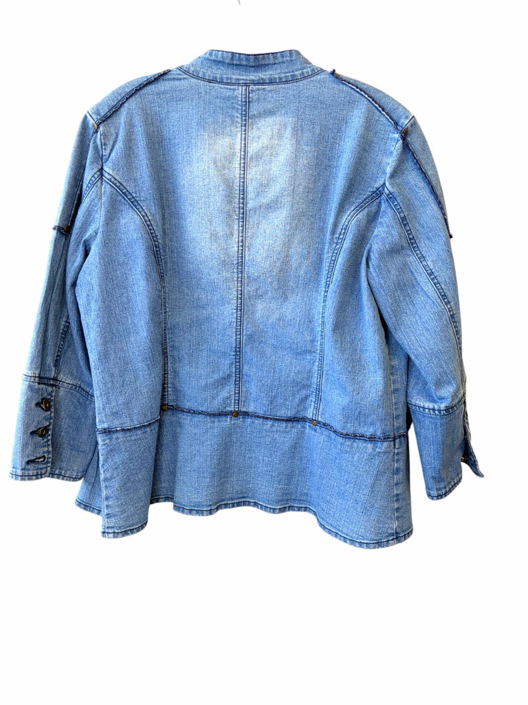 MULTIPLES Size medium JACKET W