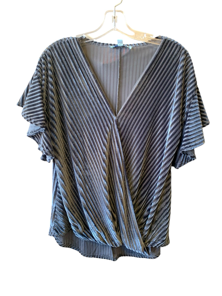 SHE & SKY  small TOP  W