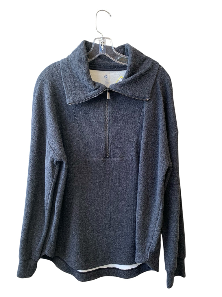 LOU GREY  large SWT SHRT W