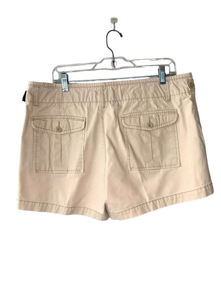 GAP  14 SHORT W