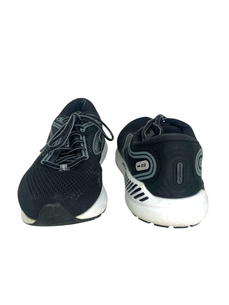 BROOKS  10.5 SNEAKERS W