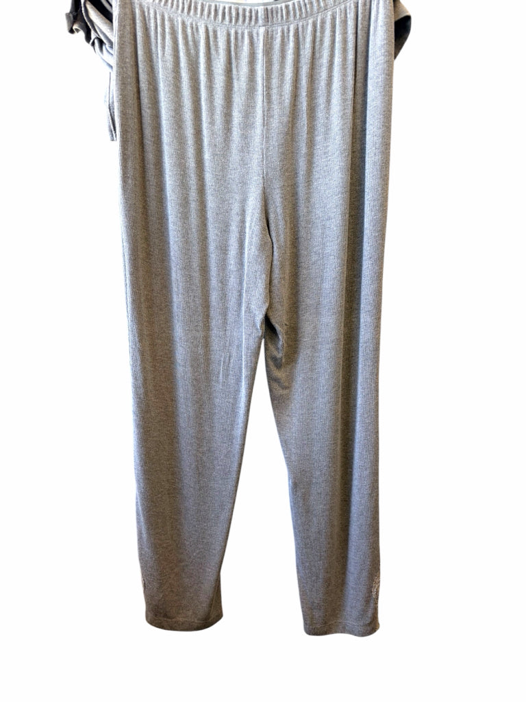 SOMA Size medium NITE SET W
