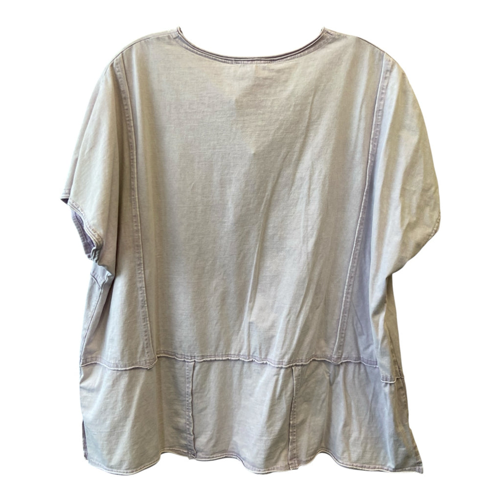 EASEL Size small TOP W