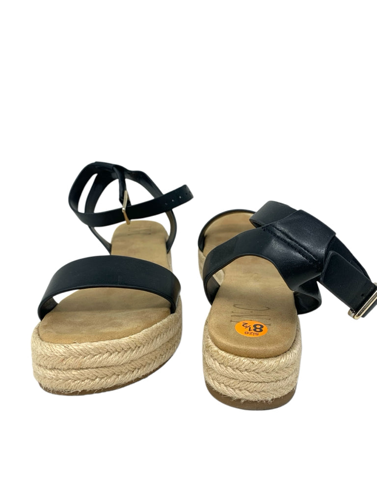 INC  8.5 SANDALS W