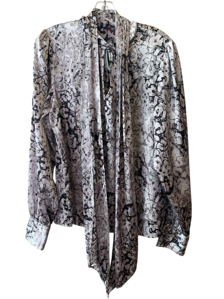 VINCE CAMUTO  medium TOP  W