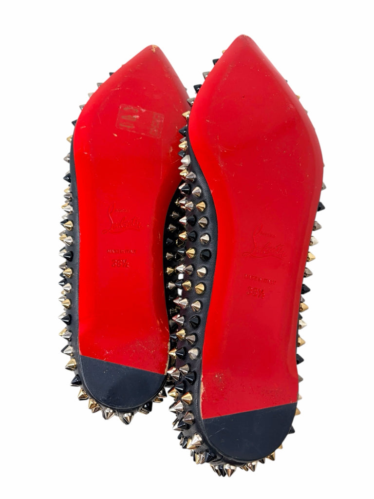 LOUBOUTIN Size 8 FLAT W