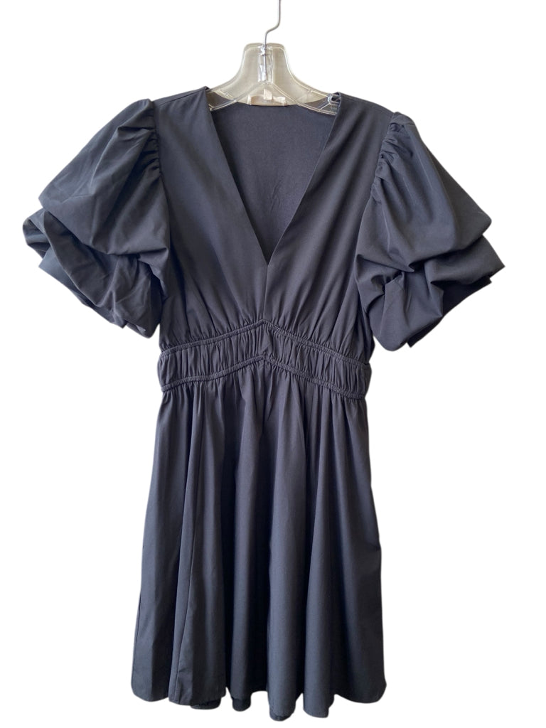 ENTRO Size small DRESS W