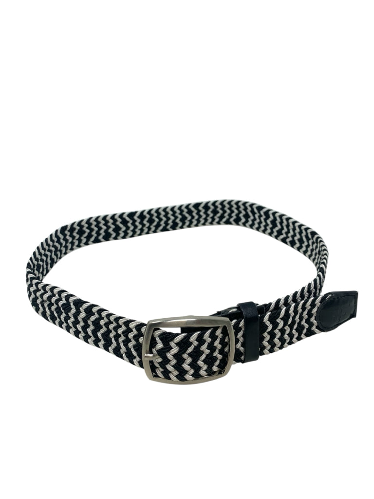 small BELT W