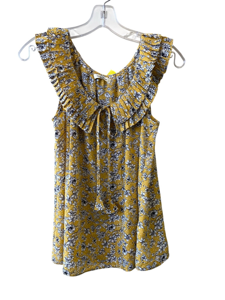 MAX STUDIO Size small TOP W