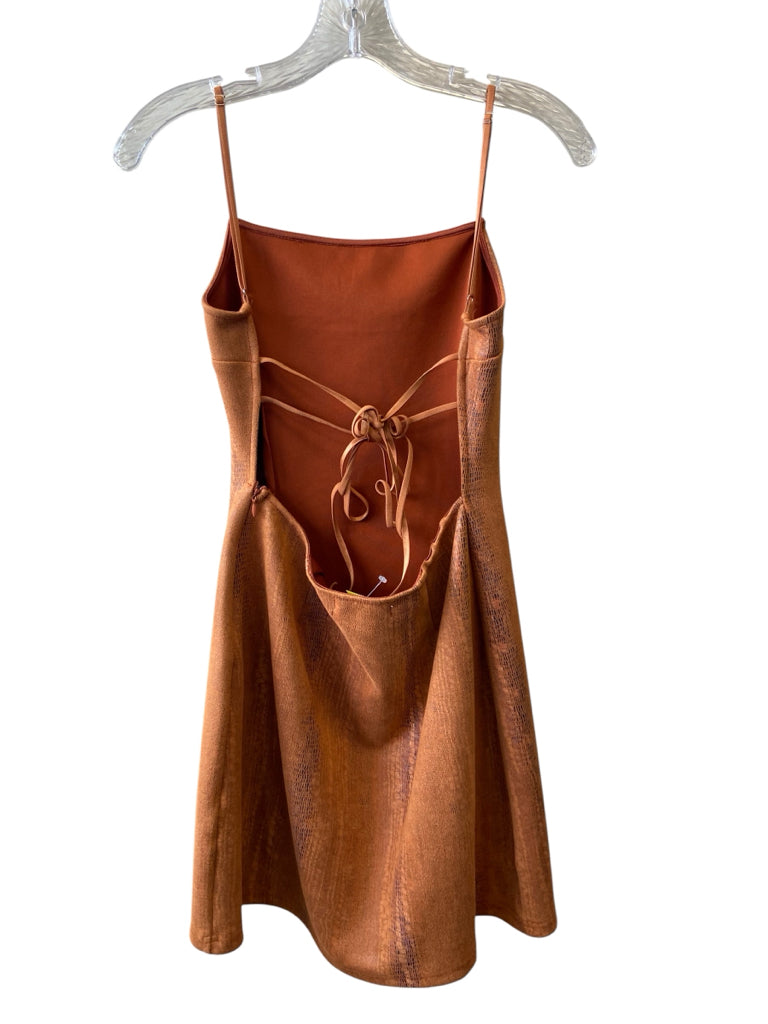 URBAN OUTFITTERS Size medium DRESS W