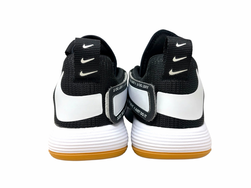 NIKE Size 9.5 SNEAKERS W