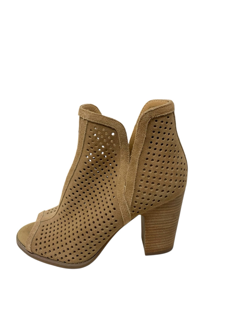 LUCKY BRAND  8 BOOTIE W