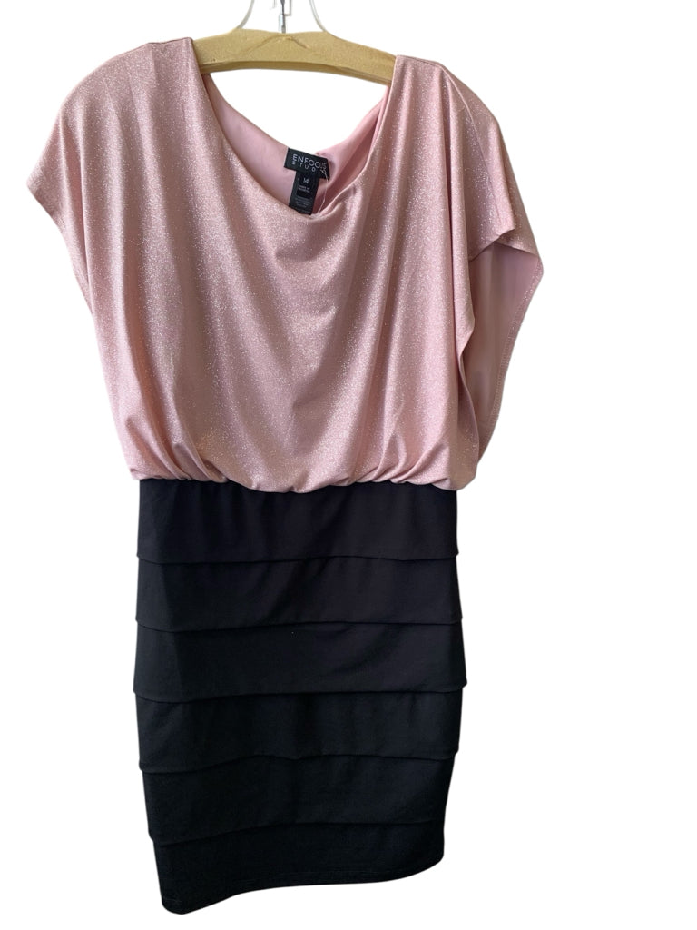 EN FOCUS Size 14 DRESS W