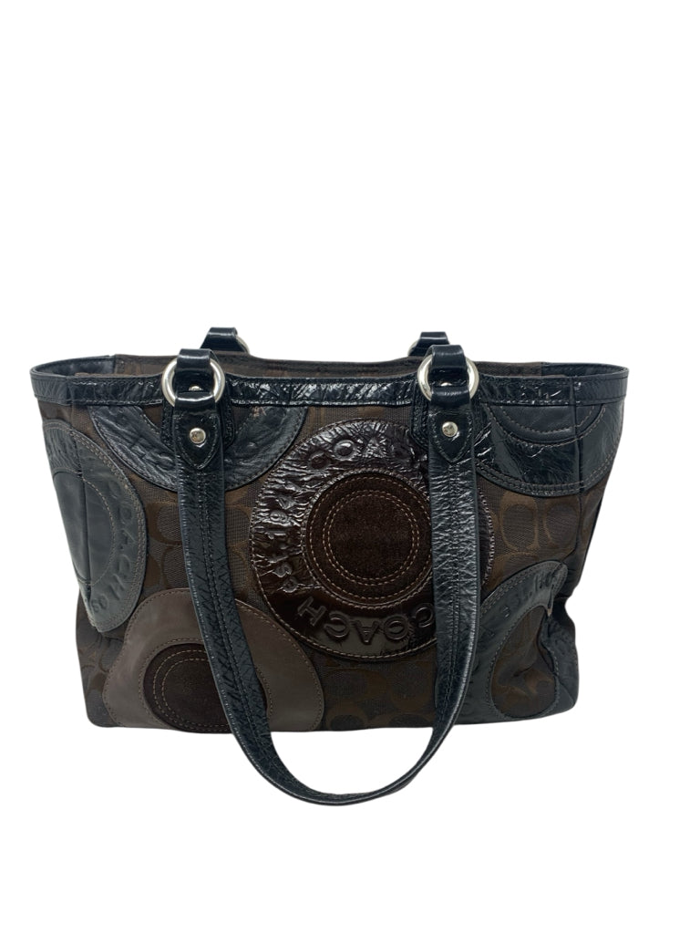 COACH  medium PURSE W