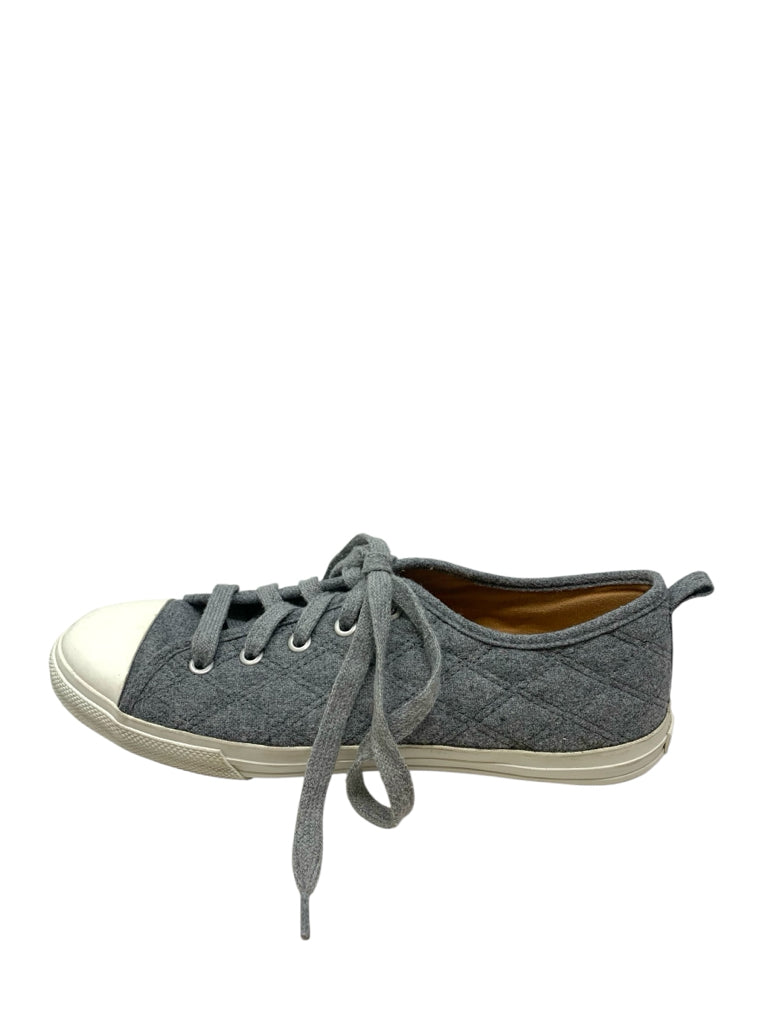 TALBOTS  8 SNEAKERS W