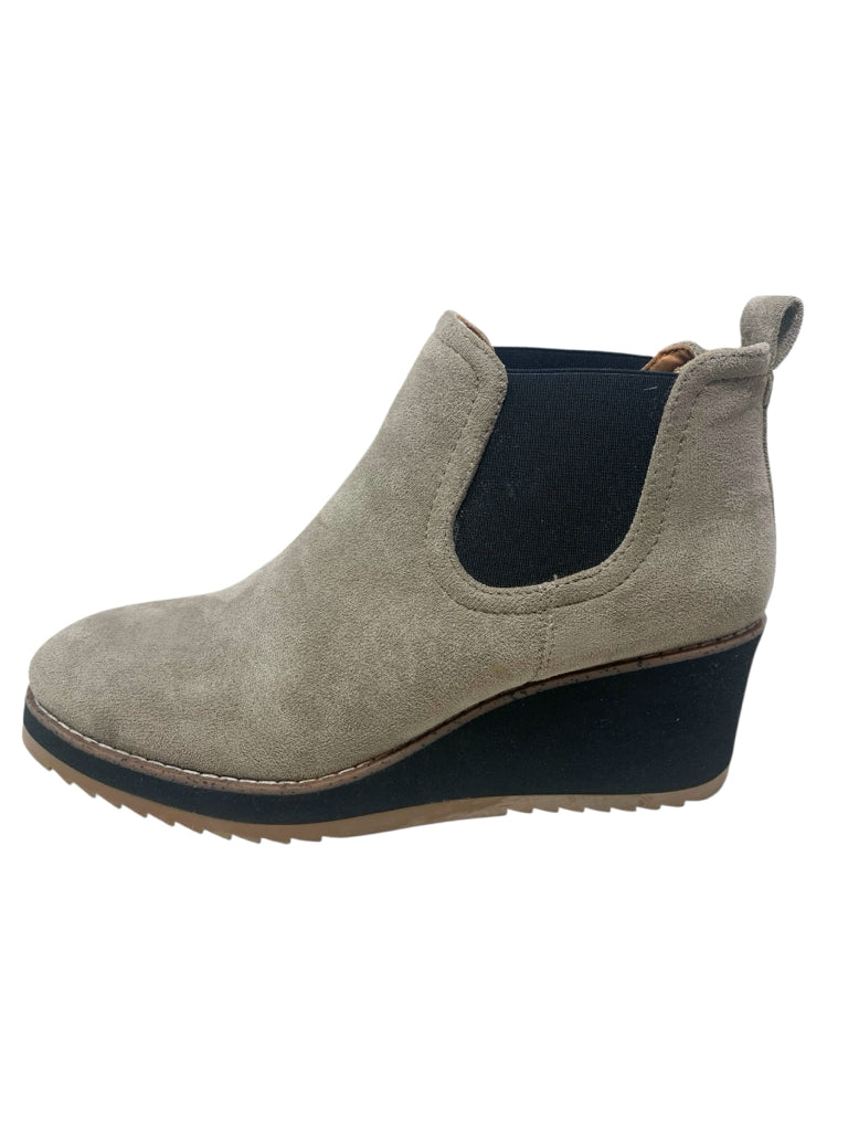 CORKY'S  9 BOOTIE W