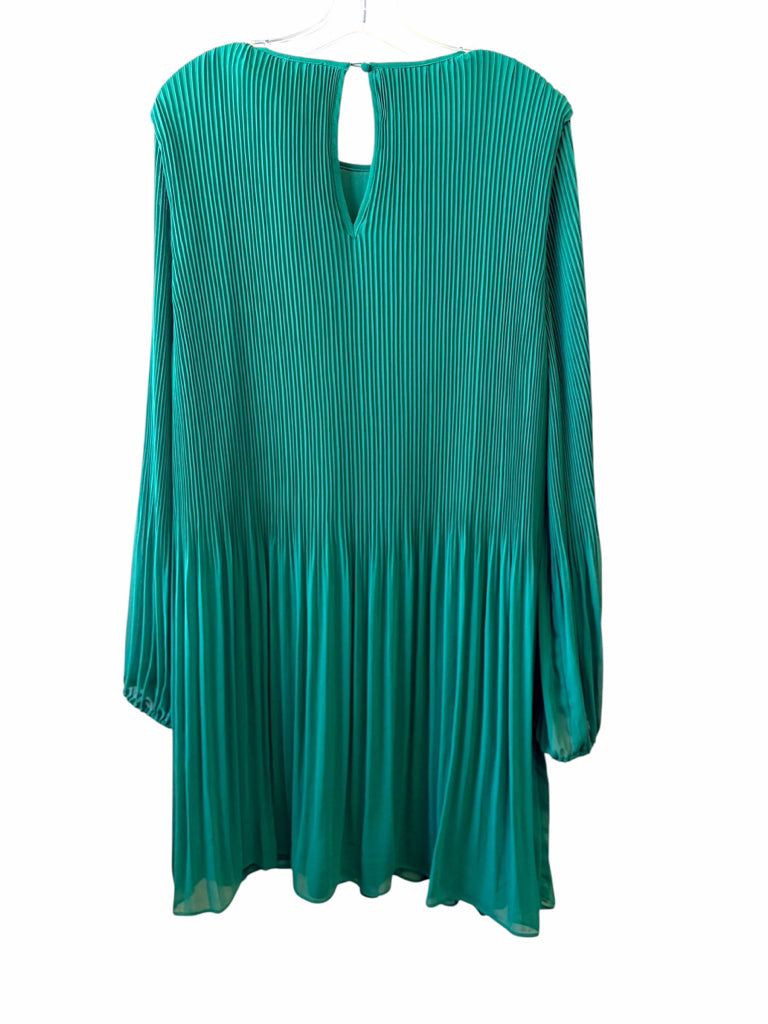 CECE Size xL DRESS W