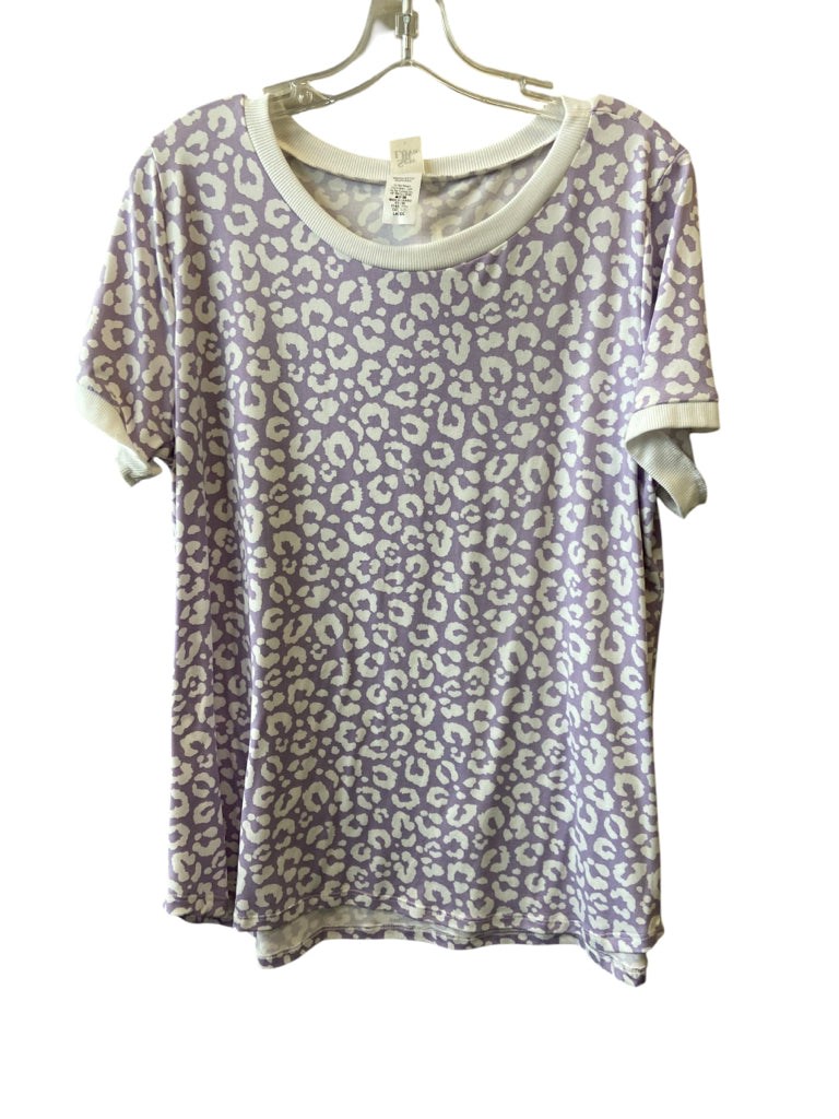 SEW IN LOVE Size large TOP  W