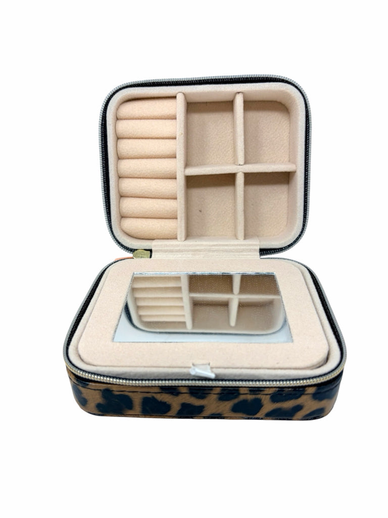 Size small JEWEL CASE
