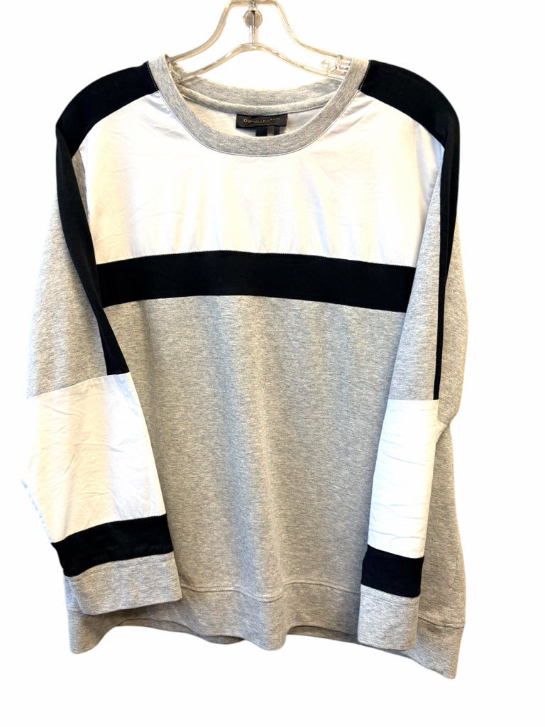 DONNA KARAN Size medium SWT SHRT W