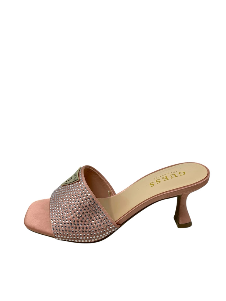 GUESS  7.5 HEEL W