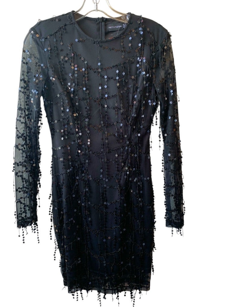 PRETTY LITTLE THINGS  2 DRESS W