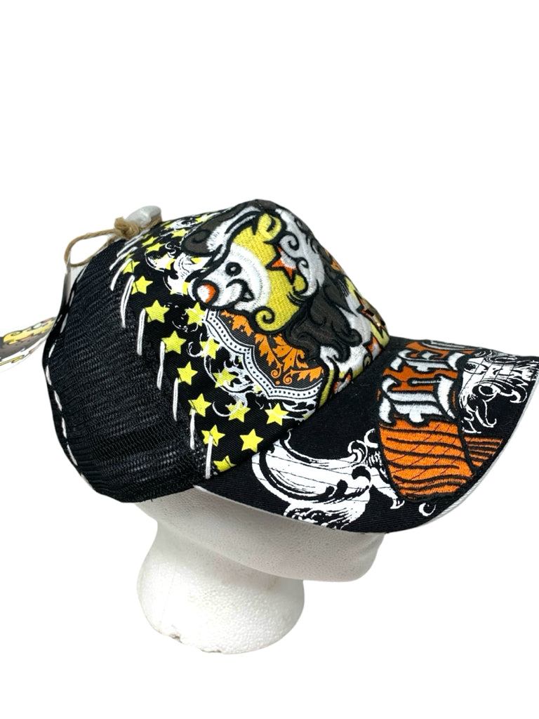 HAT W