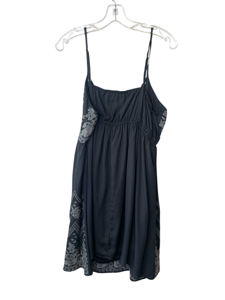 SAVANNA JANE  large DRESS W